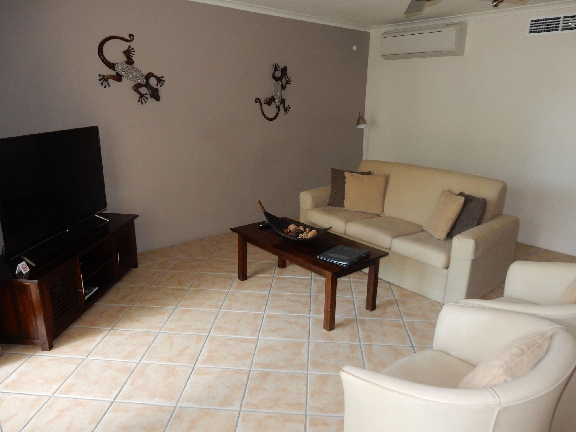 Coral Sands Beachfront Resort Trinity Beach Esterno foto