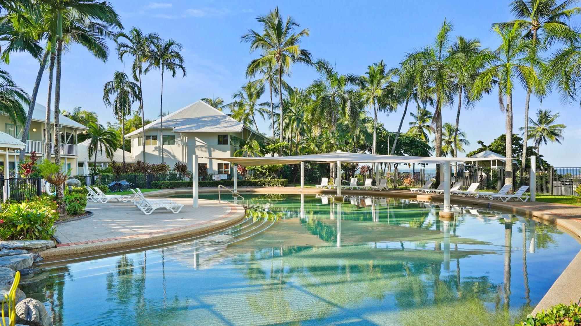 Coral Sands Beachfront Resort Trinity Beach Esterno foto
